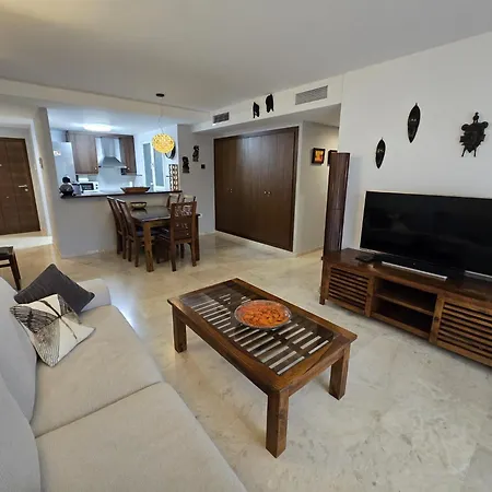Sunny First Floor Recoleta Punta Prima 아파트 또레비에하