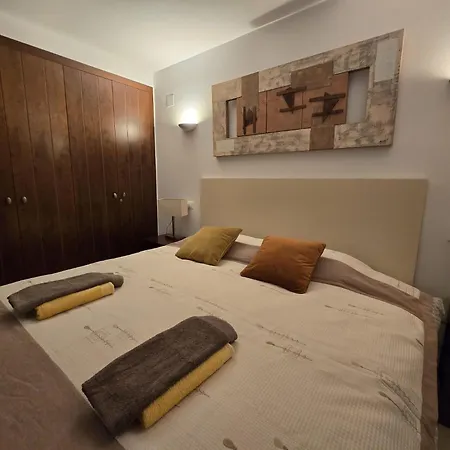 Sunny First Floor Recoleta Punta Prima 아파트